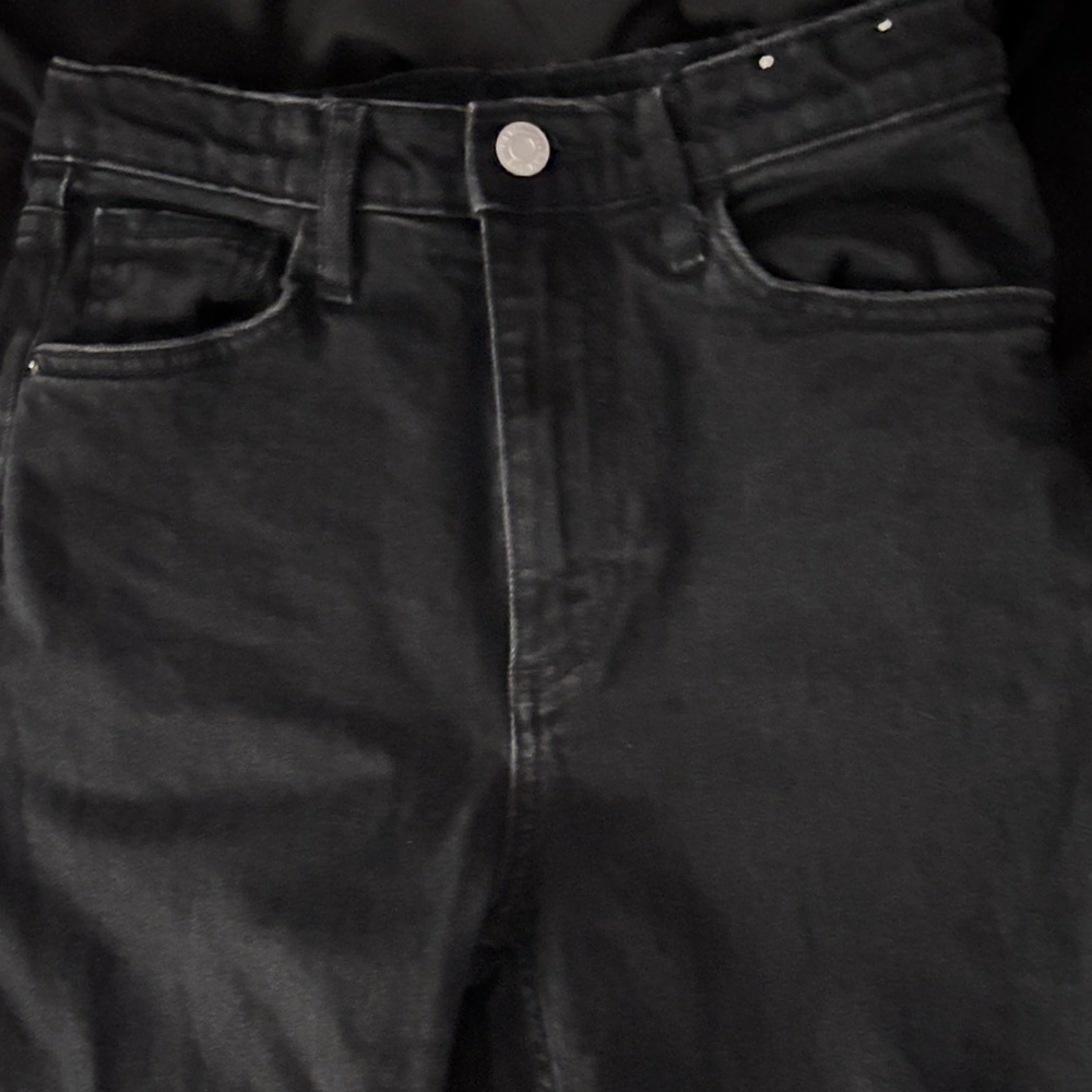 Classic Black Women’s Jeans